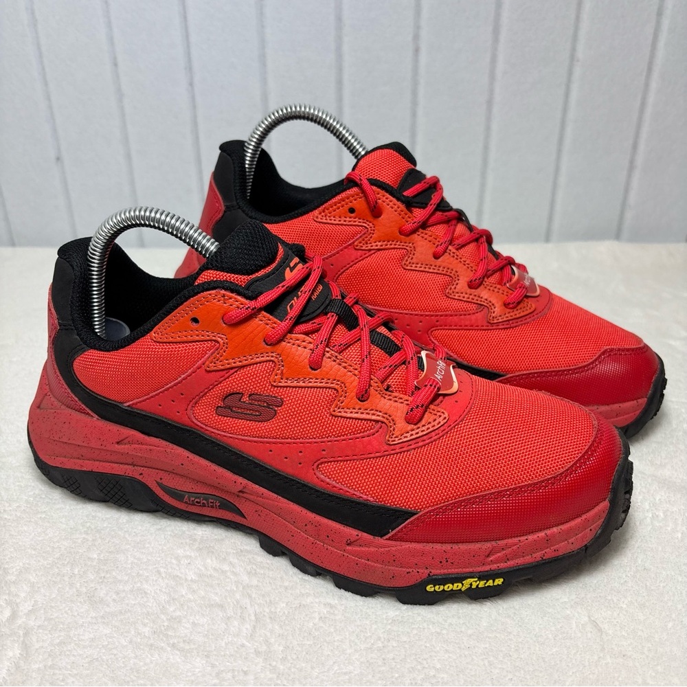 Skechers Men's Arch Fit Skip Tracer Trail‎ Running Shoes Size 7.5